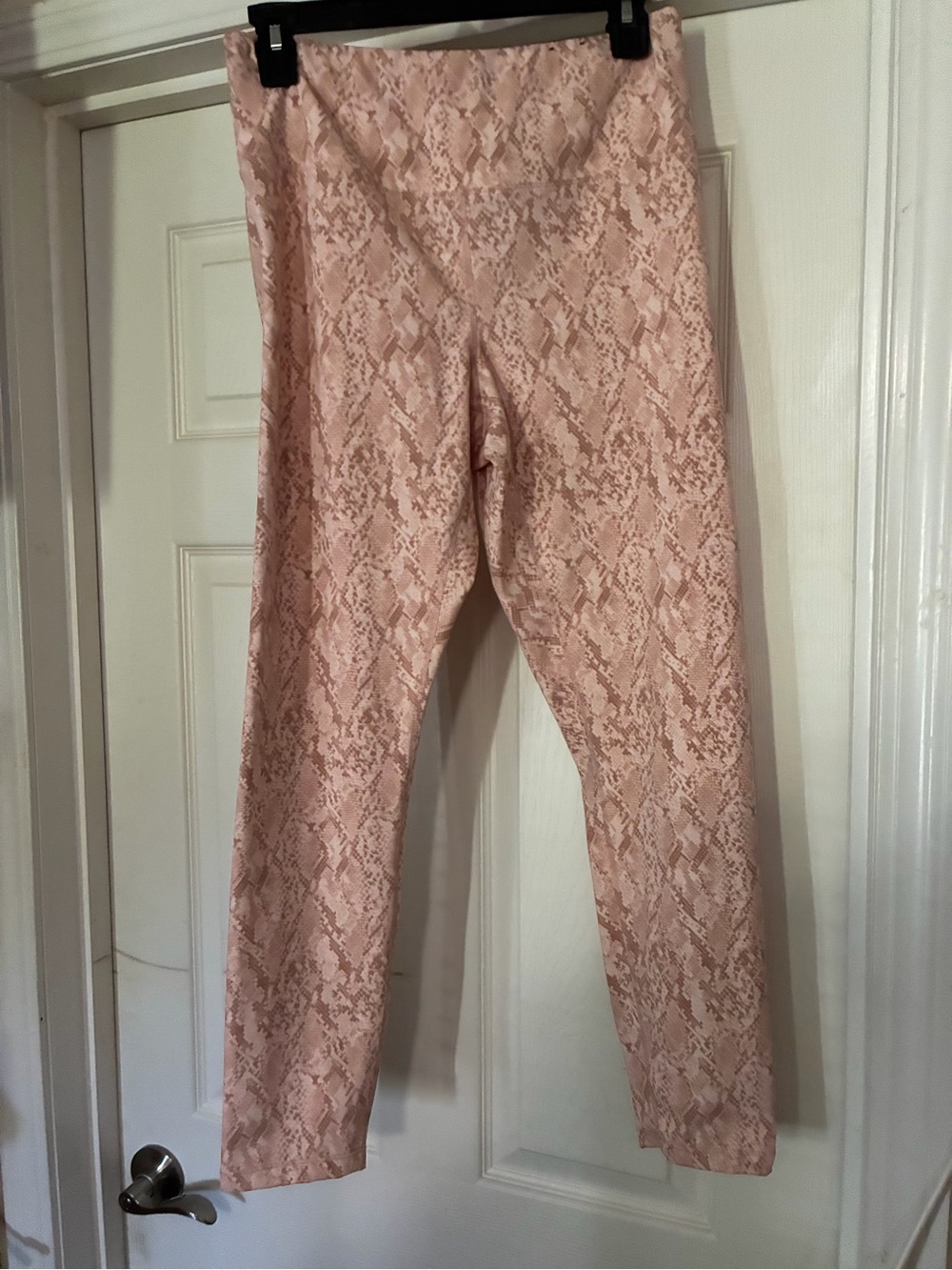 INC International Concepts Blush Snake-Print Leggings